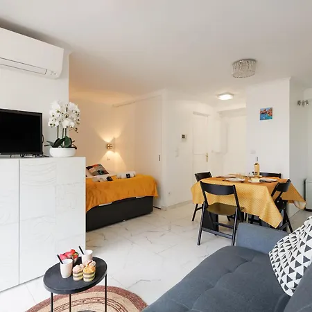 Le Neptune Yourhosthelper Apartment *