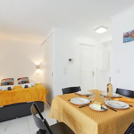 Le Neptune Yourhosthelper Apartment